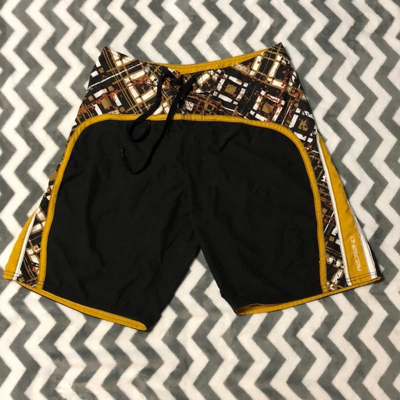 Men’s swim shorts - Picture 1 of 4